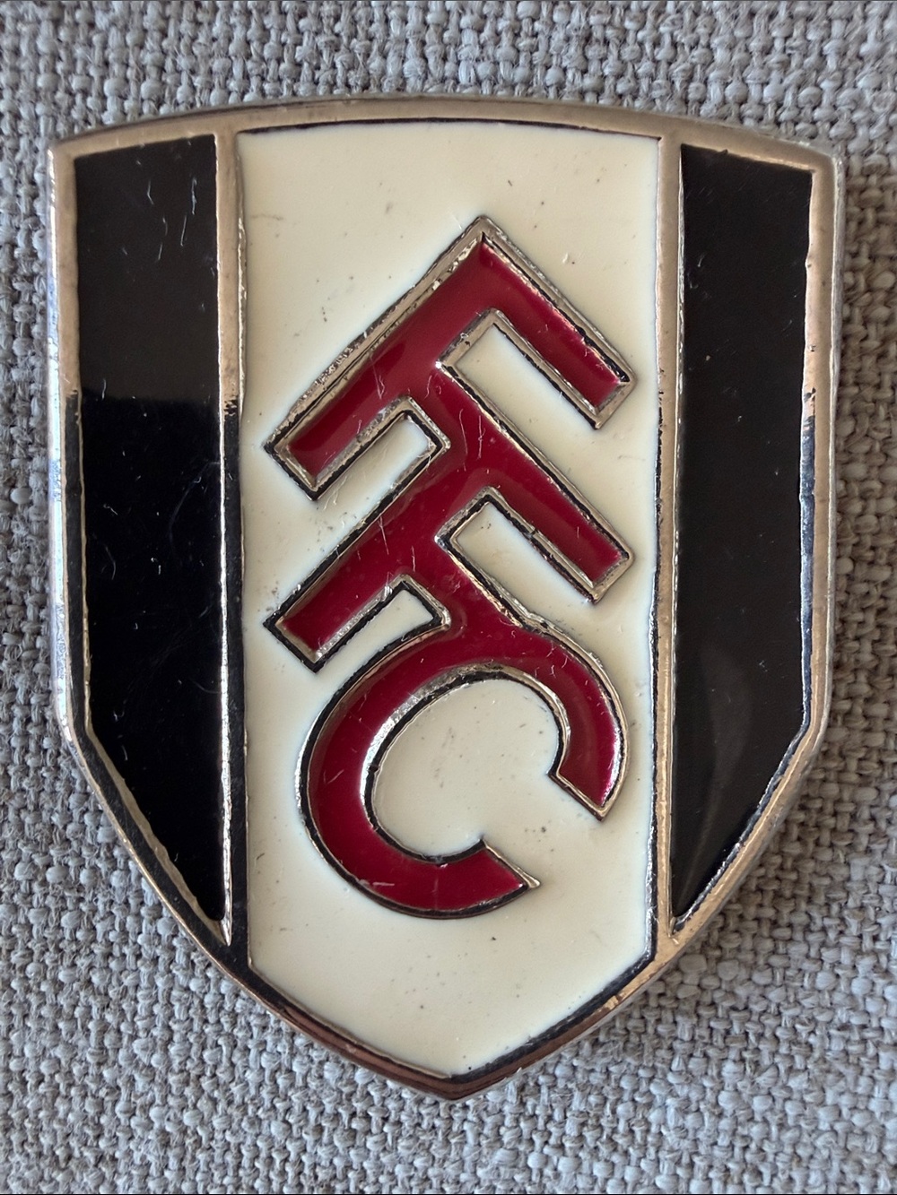Fulham F.C. Shield Belt Buckle Official Crest Enamel Soccer Football Fan Gear
